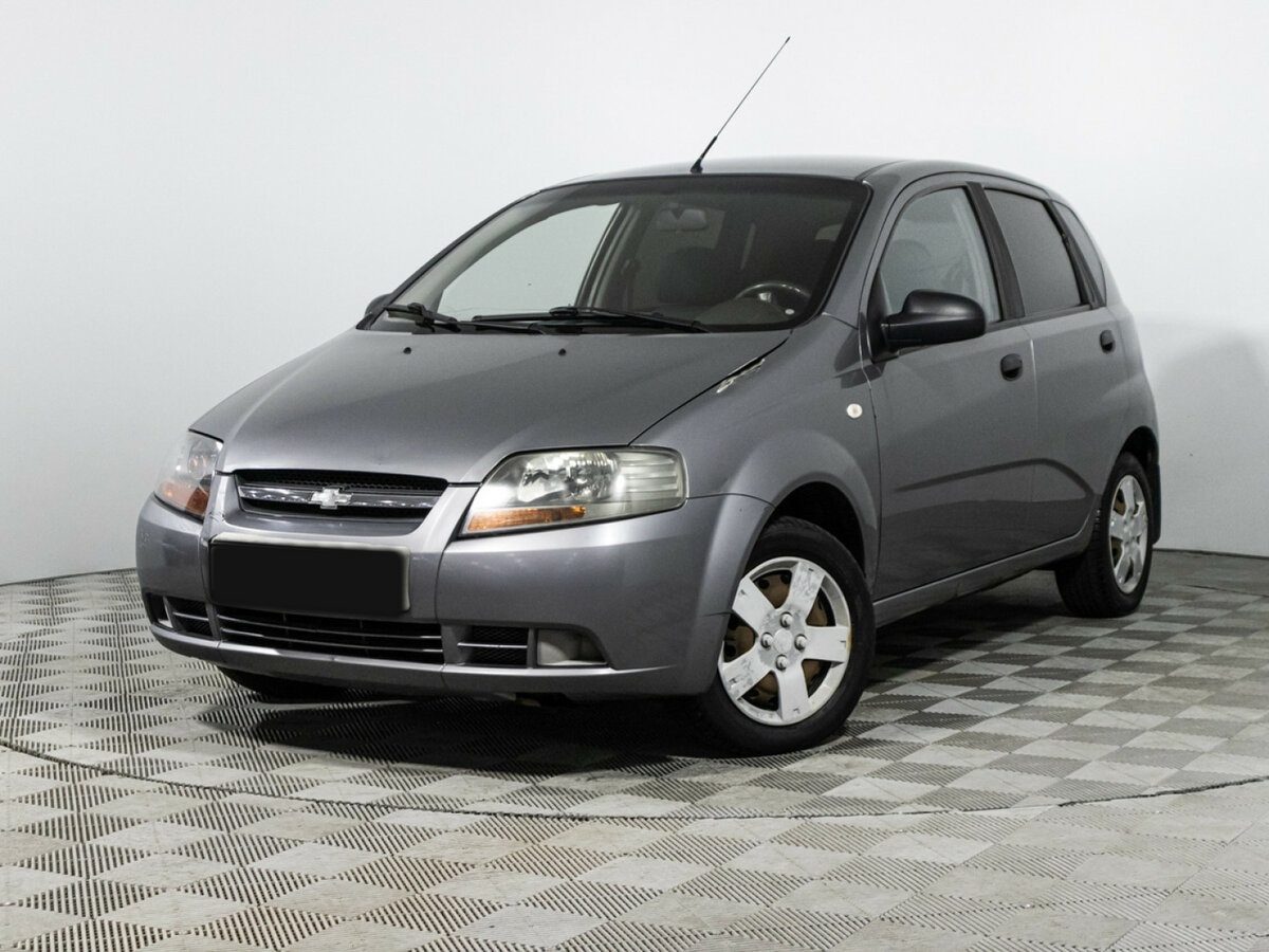 Chevrolet Aveo с пробегом — 2006 год. Фото: #0
