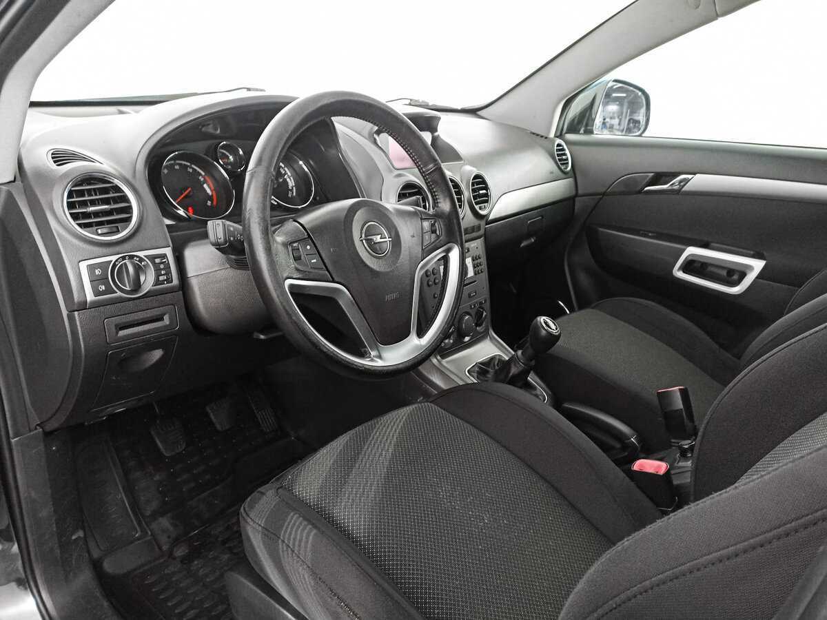 Opel Antara с пробегом — 2008 год. Фото: #11
