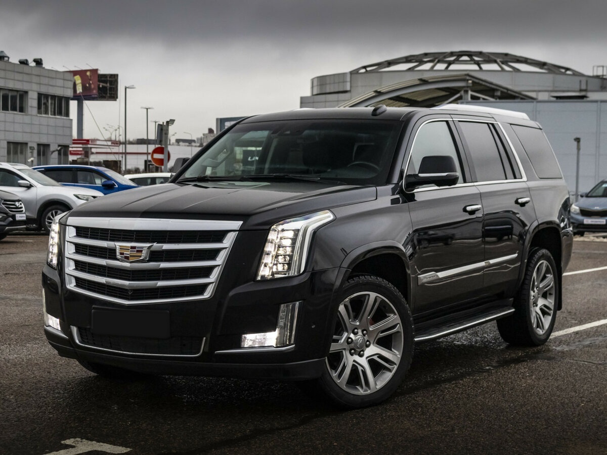 Cadillac Escalade с пробегом — 2017 год. Посмотреть фото