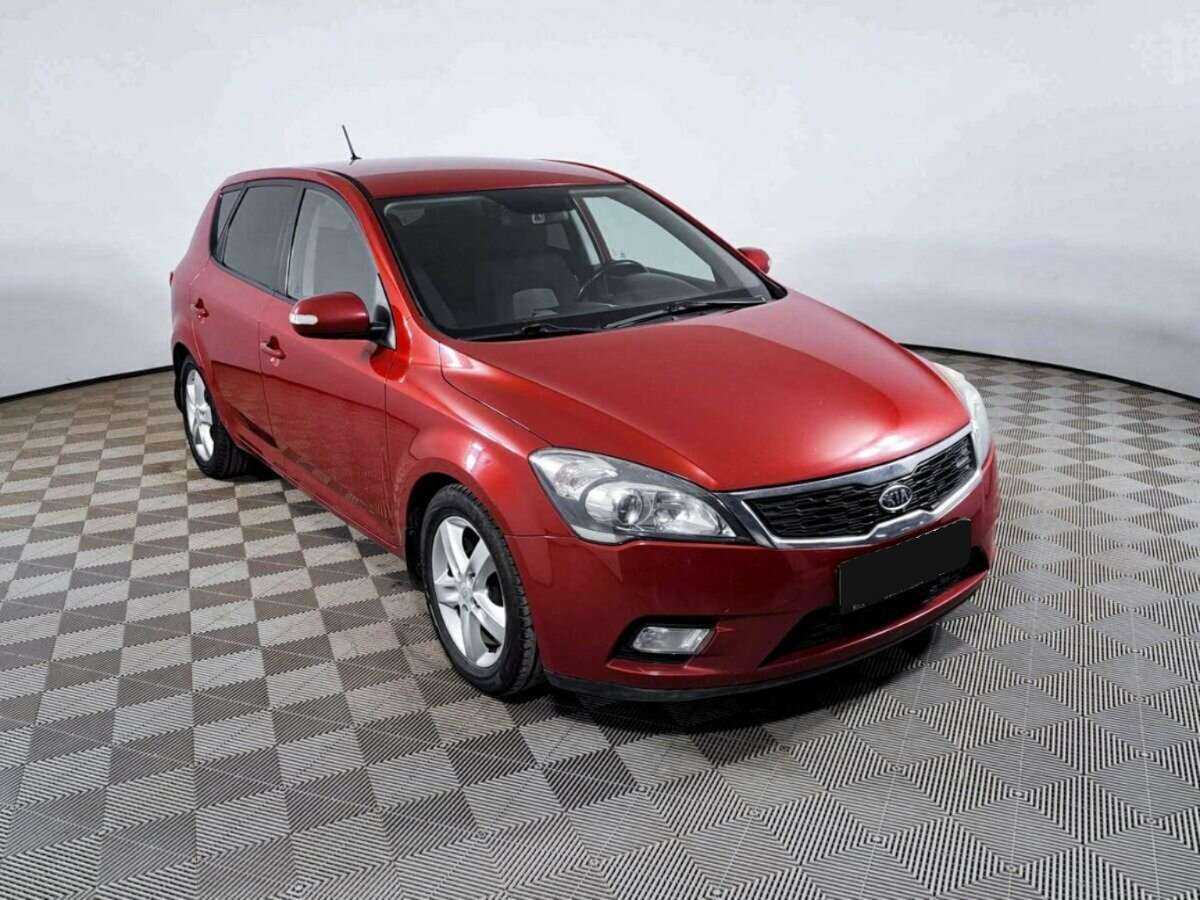 Kia Ceed с пробегом — 2010 год. Фото: #2