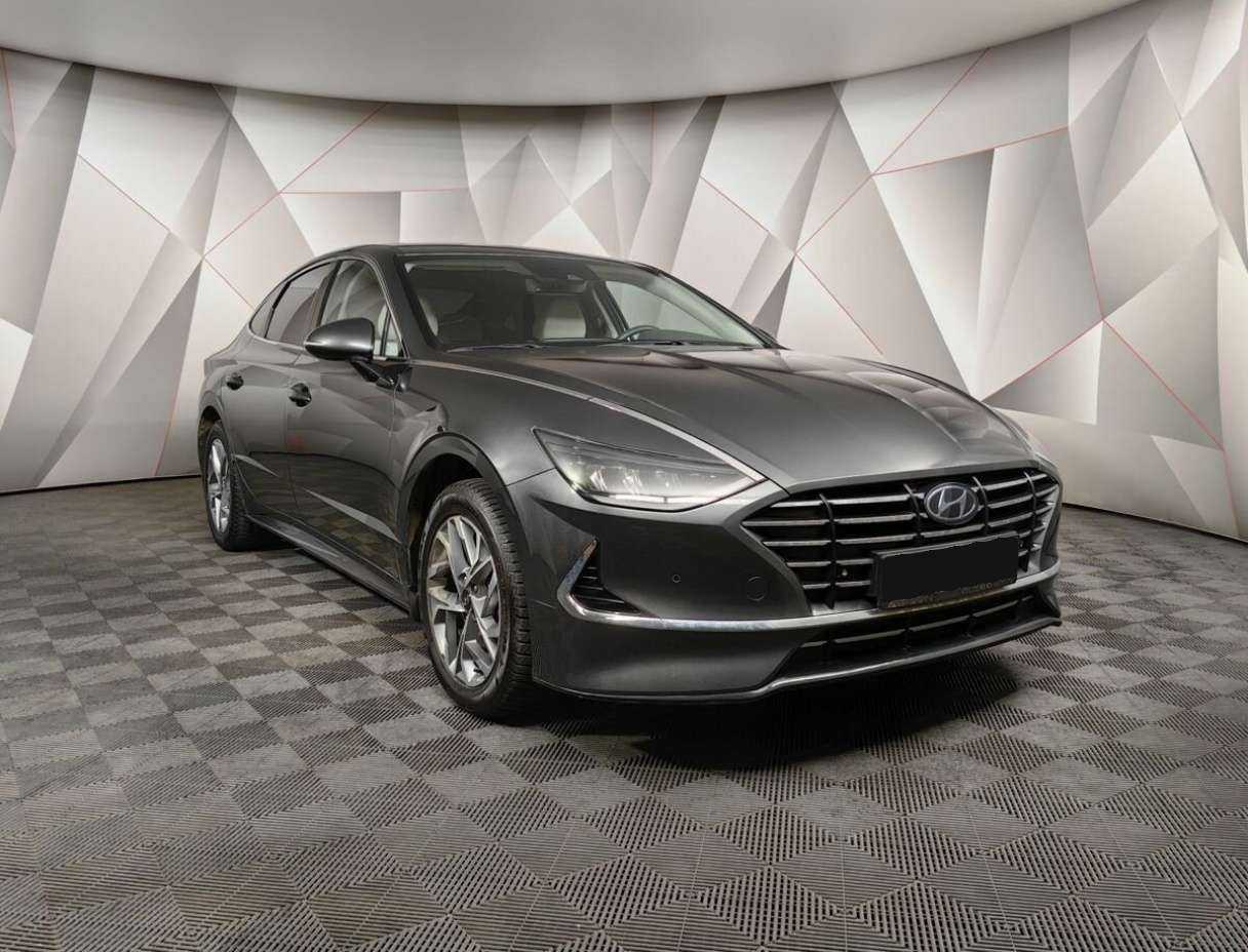 Hyundai Sonata с пробегом — 2020 год. Фото: #2