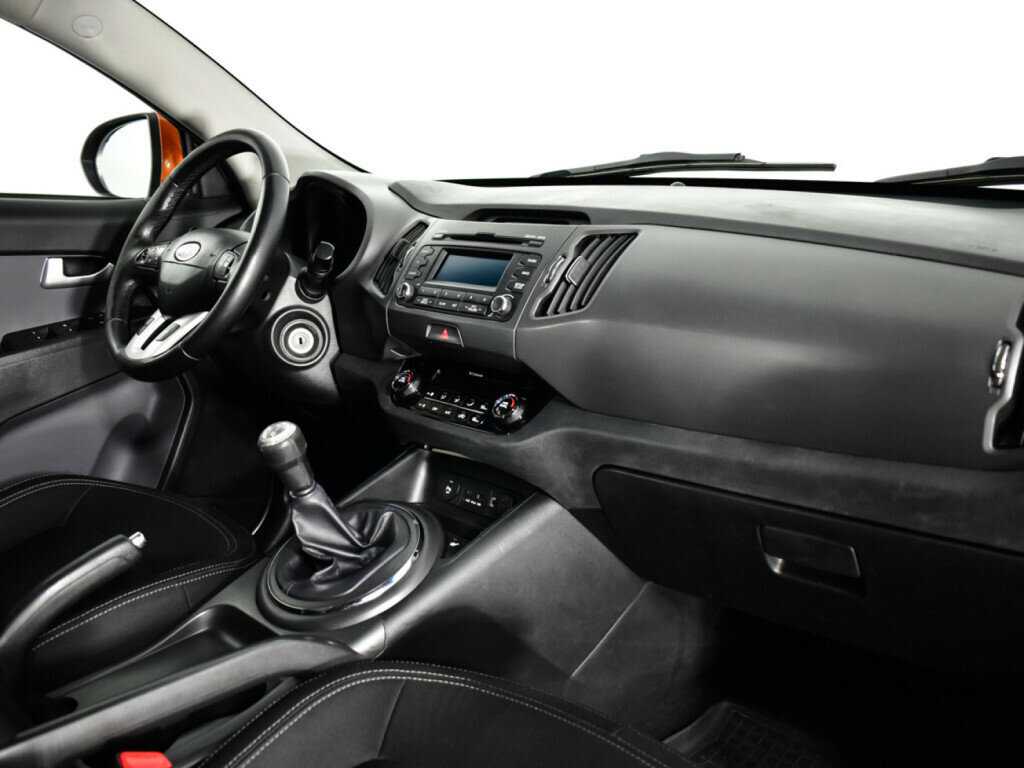 Kia Sportage с пробегом — 2011 год. Фото: #8