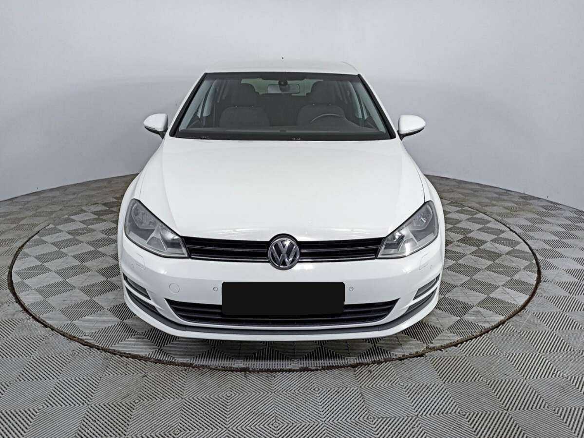 Volkswagen Golf с пробегом — 2014 год. Фото: #1