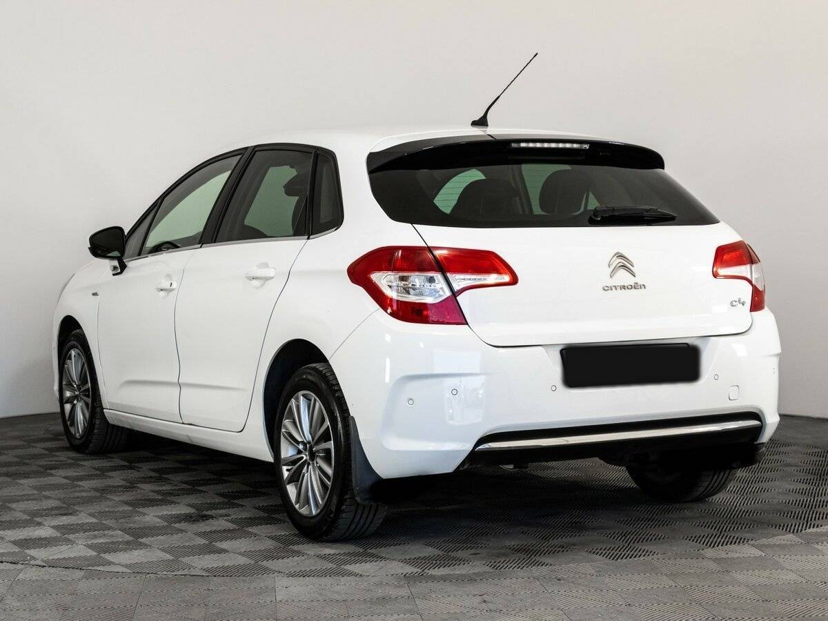 Citroen C4 с пробегом — 2011 год. Фото: #6