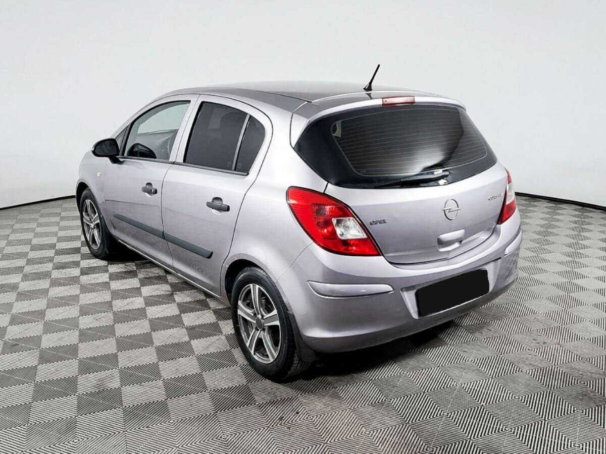 Opel Corsa с пробегом — 2006 год. Фото: #5