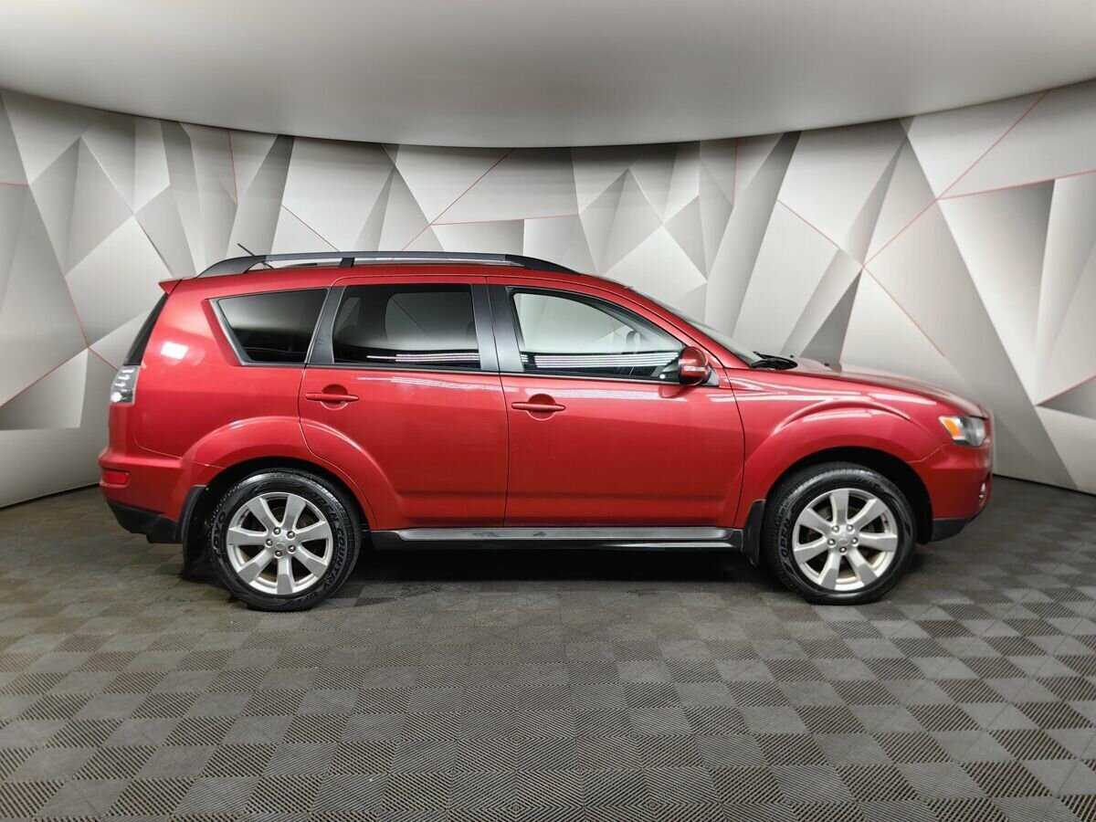 Mitsubishi Outlander с пробегом — 2011 год. Фото: #5