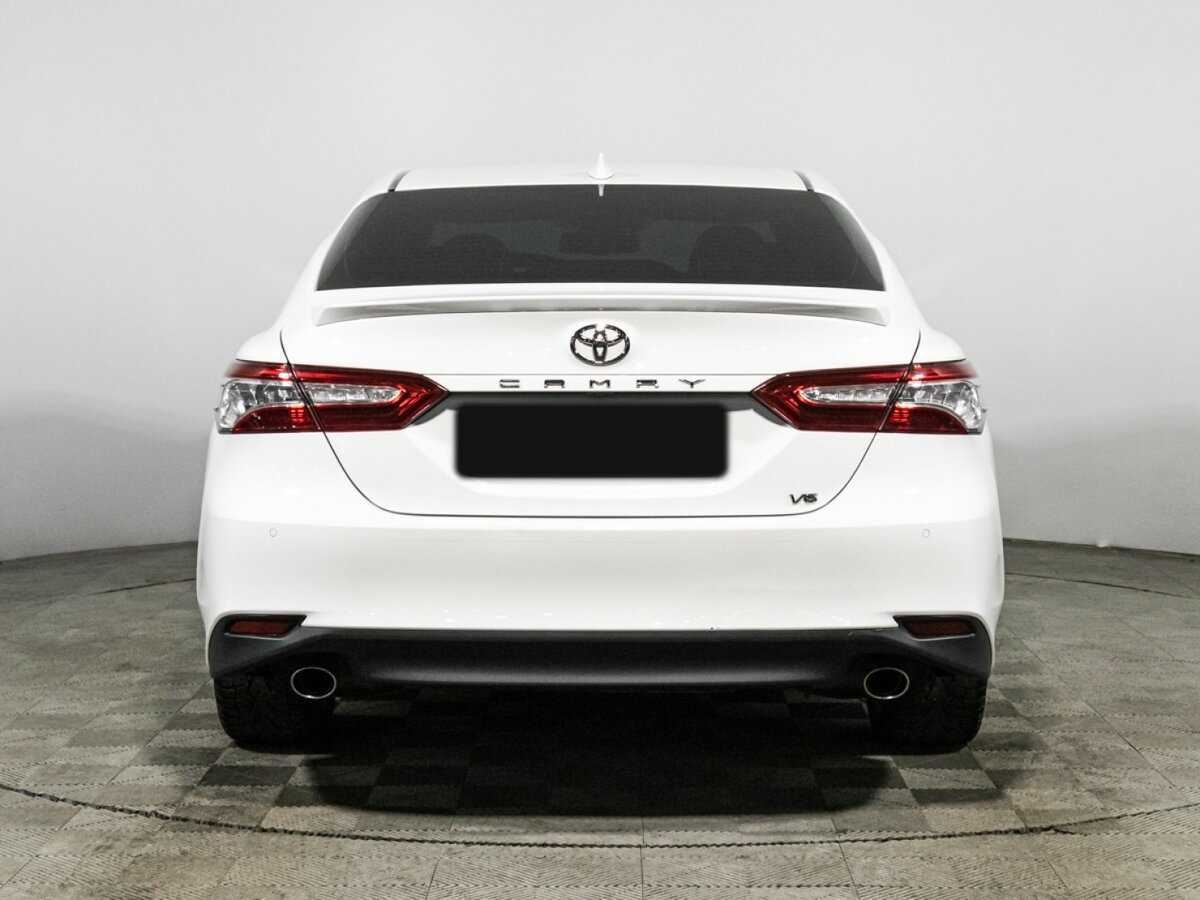 Toyota Camry с пробегом — 2019 год. Фото: #5