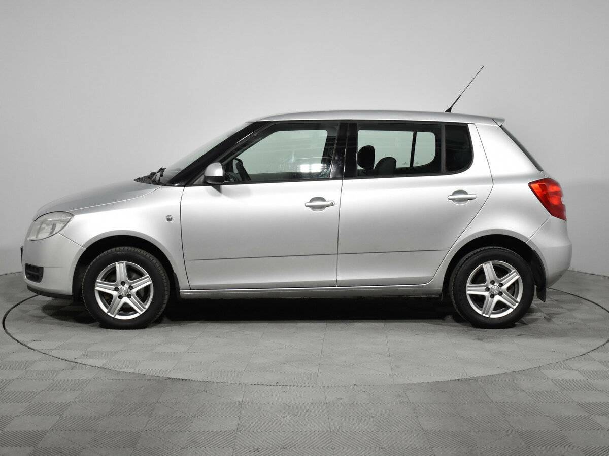 Skoda Fabia с пробегом — 2009 год. Фото: #7