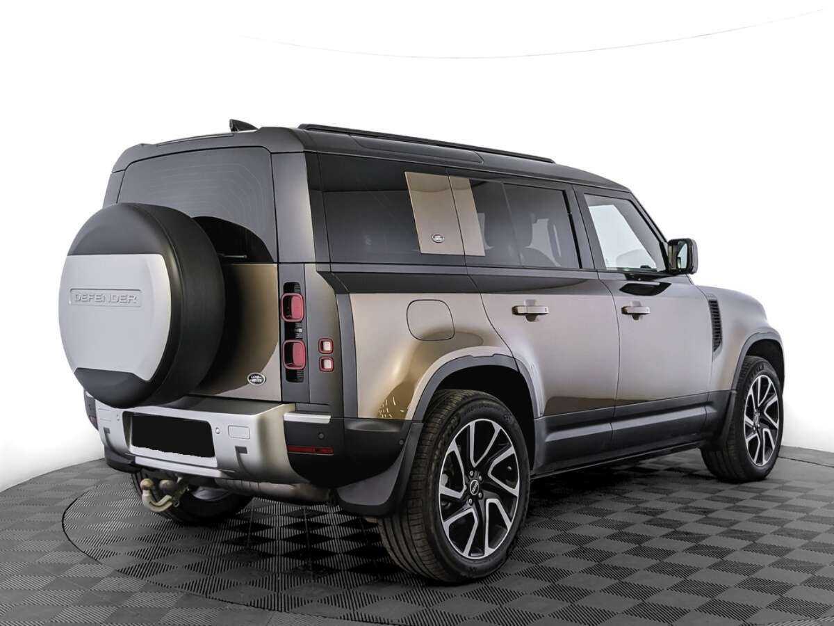 Land Rover Defender с пробегом — 2021 год. Фото: #3