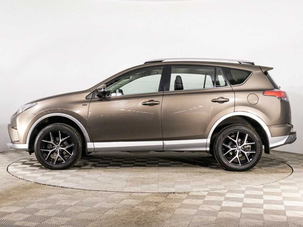 Toyota RAV4 с пробегом — 2016 год. Фото: #7