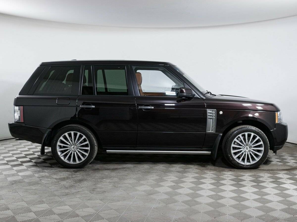 Land Rover Range Rover с пробегом — 2011 год. Фото: #3