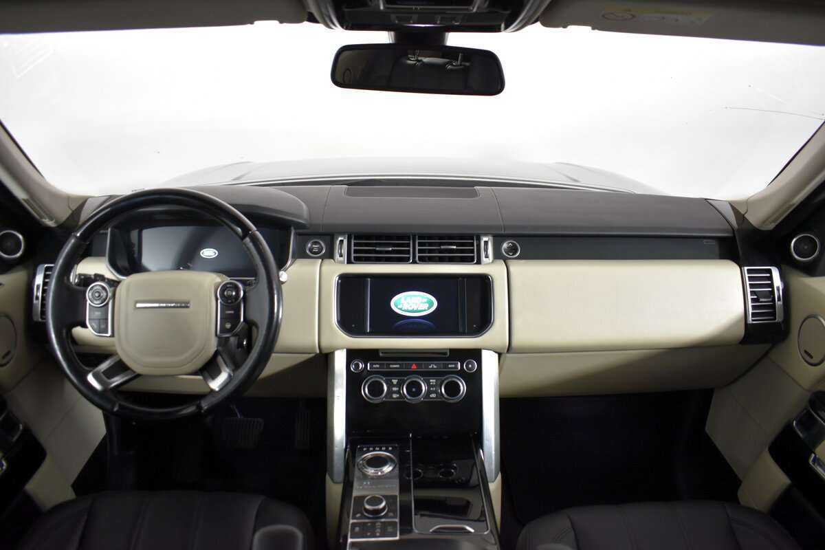 Land Rover Range Rover с пробегом — 2015 год. Фото: #10