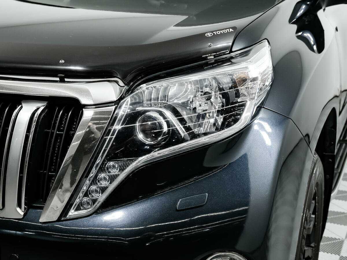 Toyota Land Cruiser Prado с пробегом — 2015 год. Фото: #14