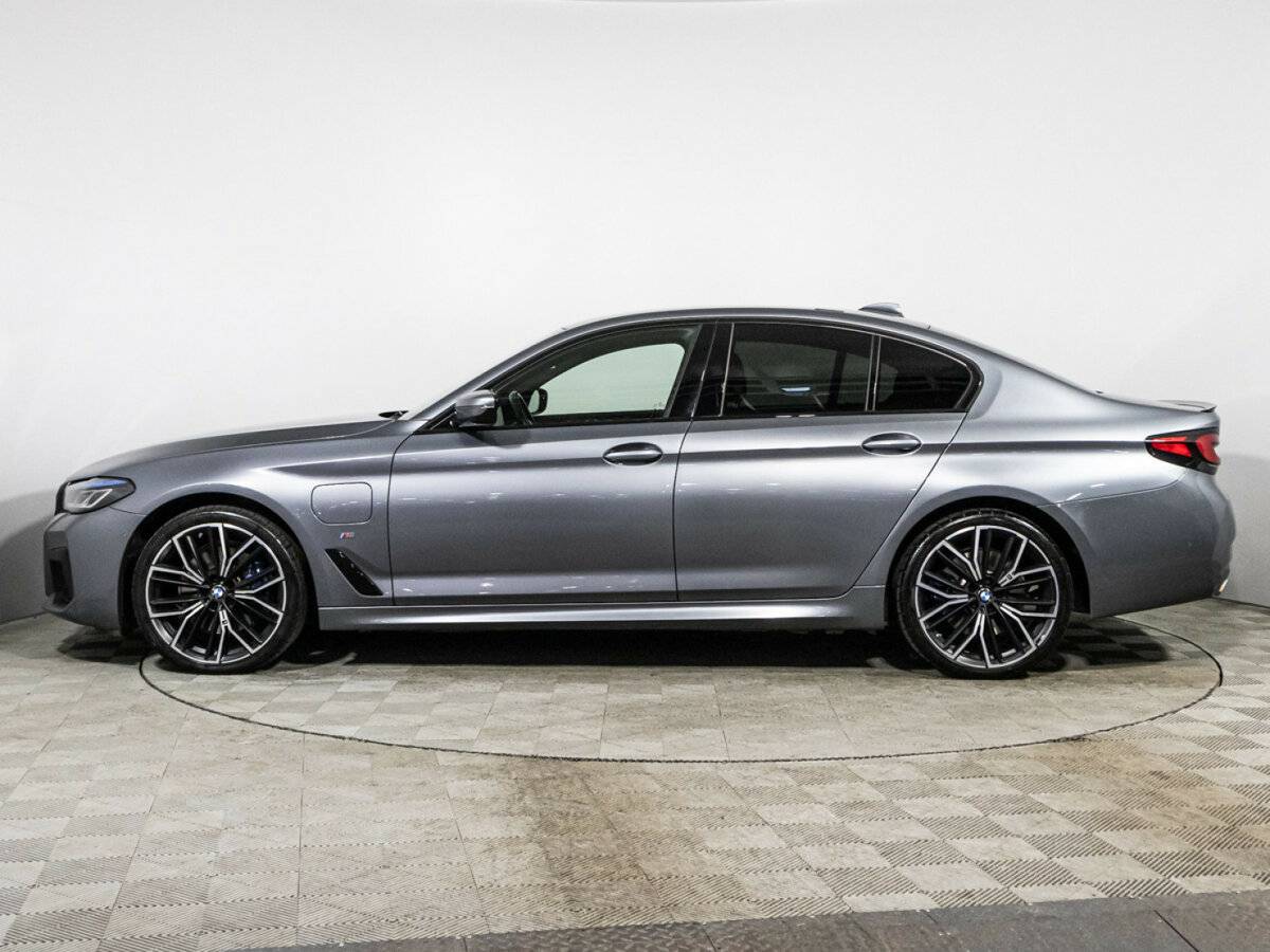BMW 5 серии с пробегом — 2020 год. Фото: #7
