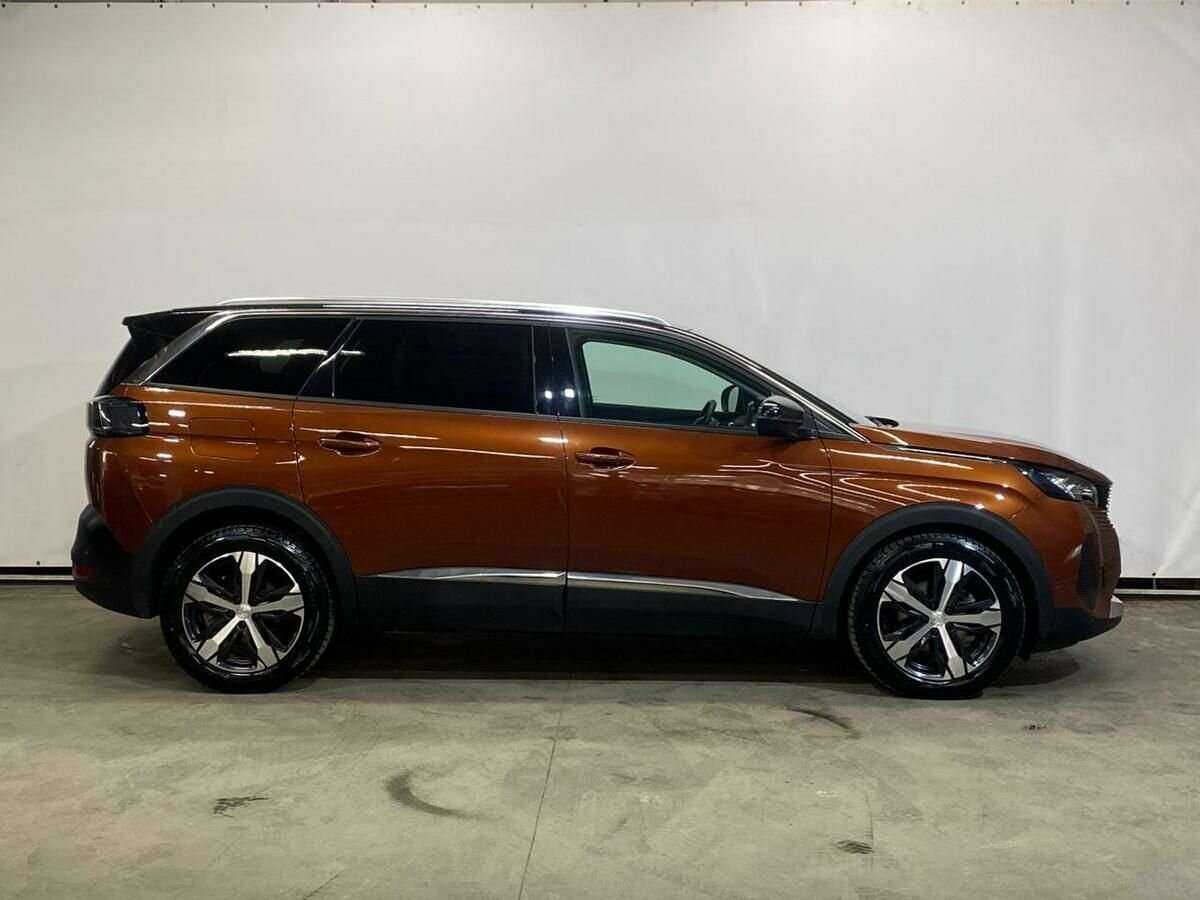 Peugeot 5008 с пробегом — 2021 год. Фото: #3