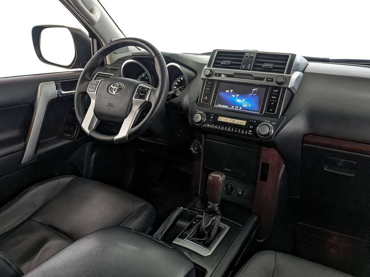 Toyota Land Cruiser Prado с пробегом — 2016 год. Фото: #23