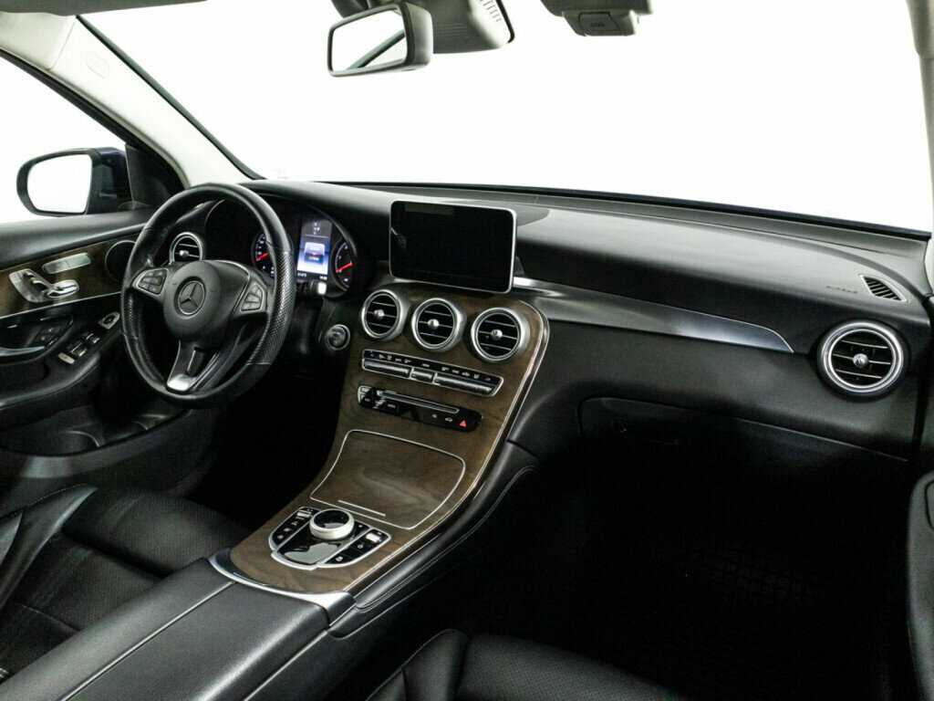 Mercedes-Benz GLC с пробегом — 2018 год. Фото: #8