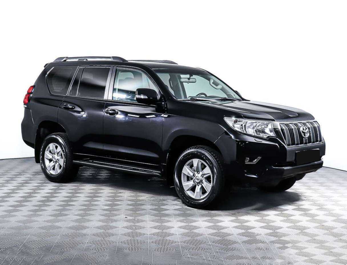 Toyota Land Cruiser Prado с пробегом — 2017 год. Фото: #2