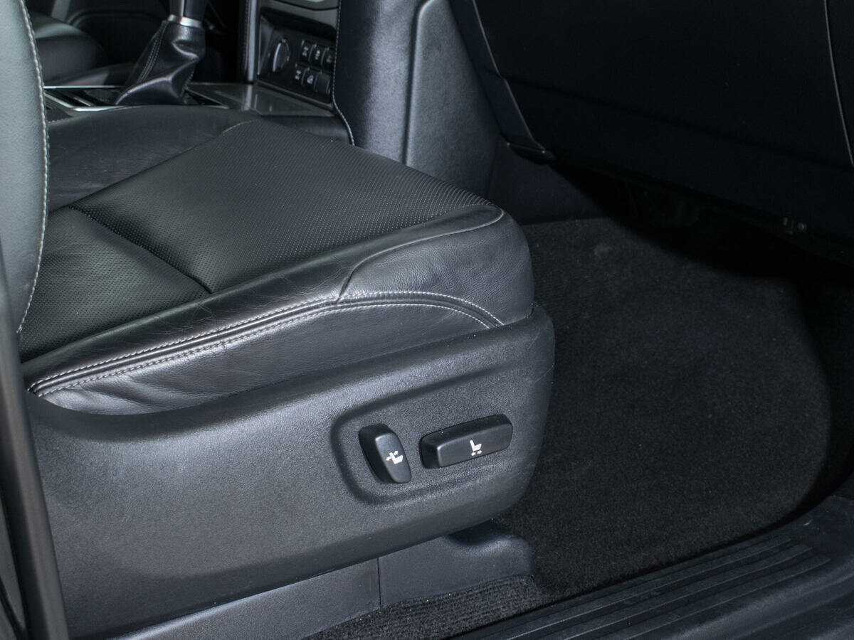 Toyota Land Cruiser Prado с пробегом — 2019 год. Фото: #13