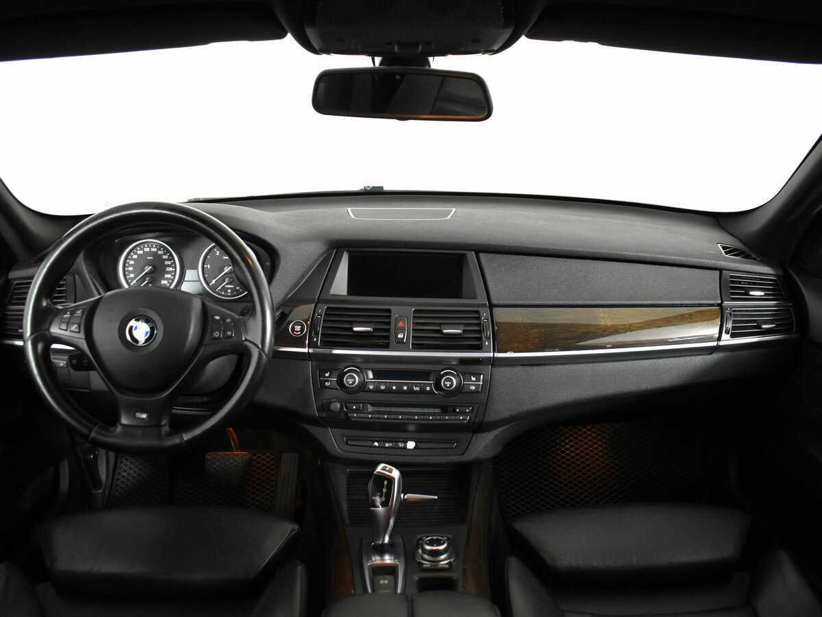 BMW X5 с пробегом — 2011 год. Фото: #9