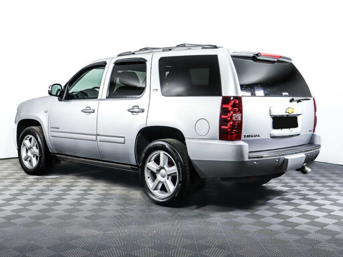 Chevrolet Tahoe с пробегом — 2012 год. Фото: #6