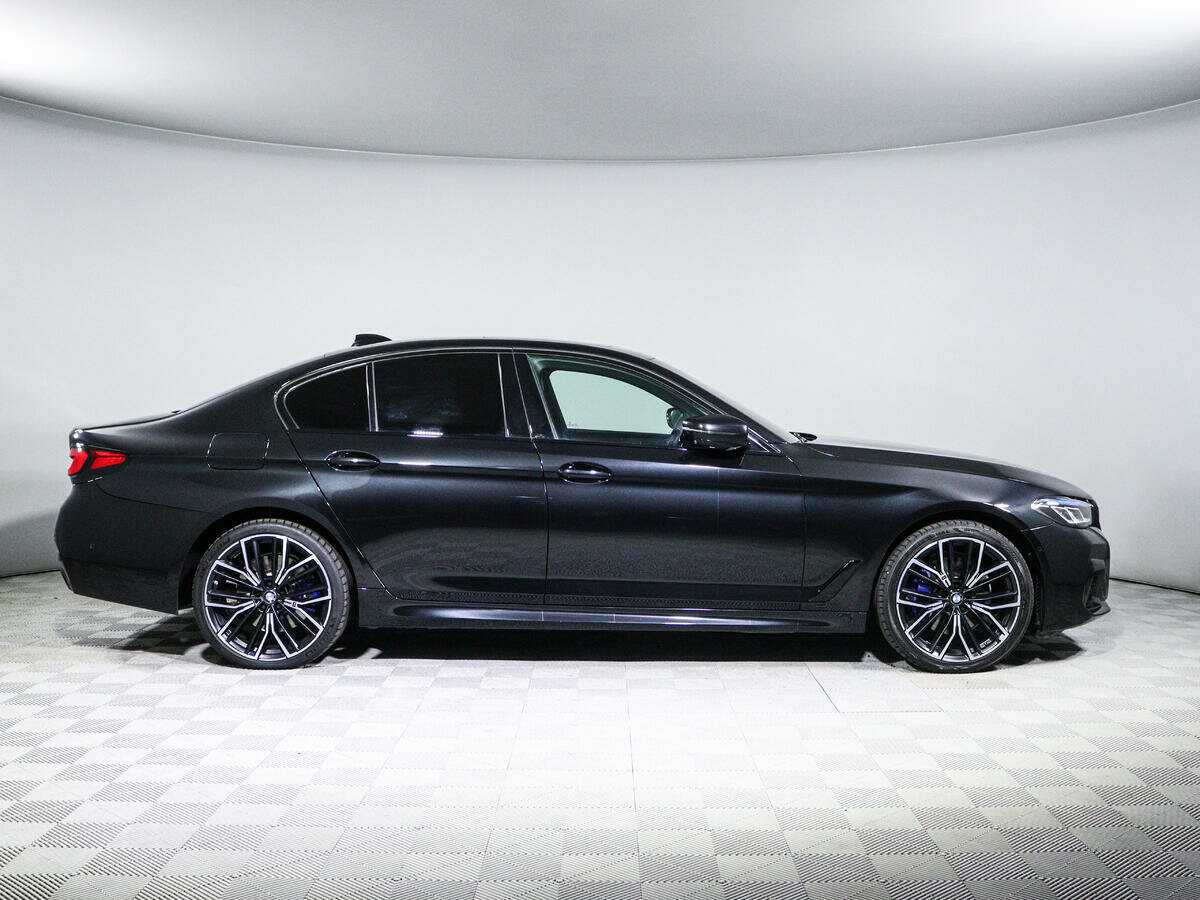 BMW 5 серии с пробегом — 2021 год. Фото: #3