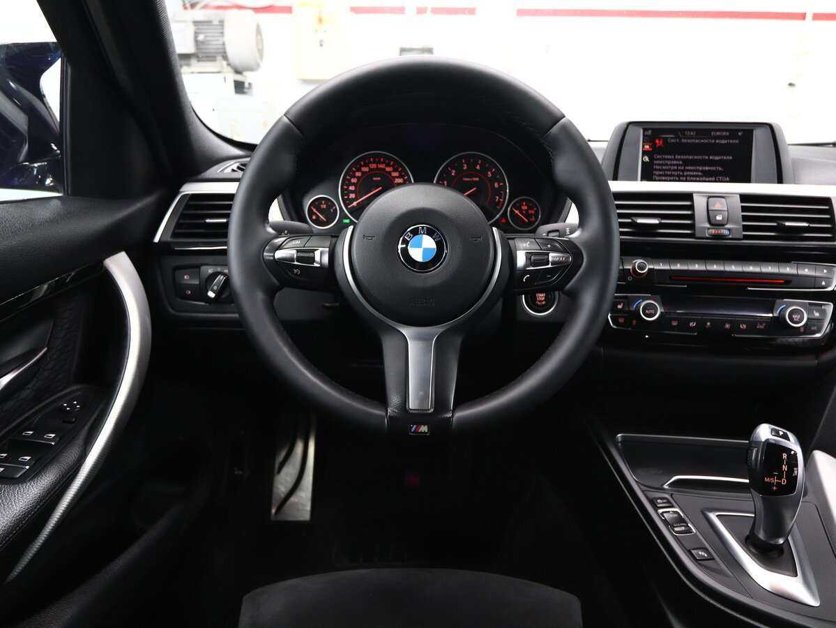BMW 3 серии с пробегом — 2016 год. Фото: #16