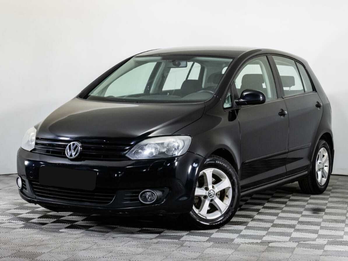 Volkswagen Golf Plus с пробегом — 2009 год. Фото: #0