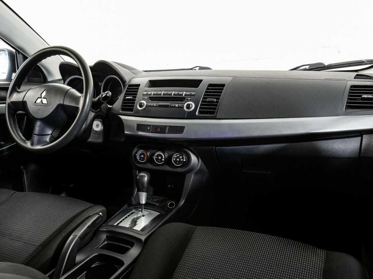 Mitsubishi Lancer с пробегом — 2010 год. Фото: #6