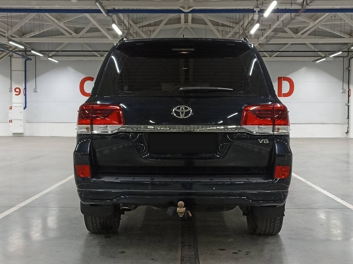 Toyota Land Cruiser с пробегом — 2015 год. Фото: #5