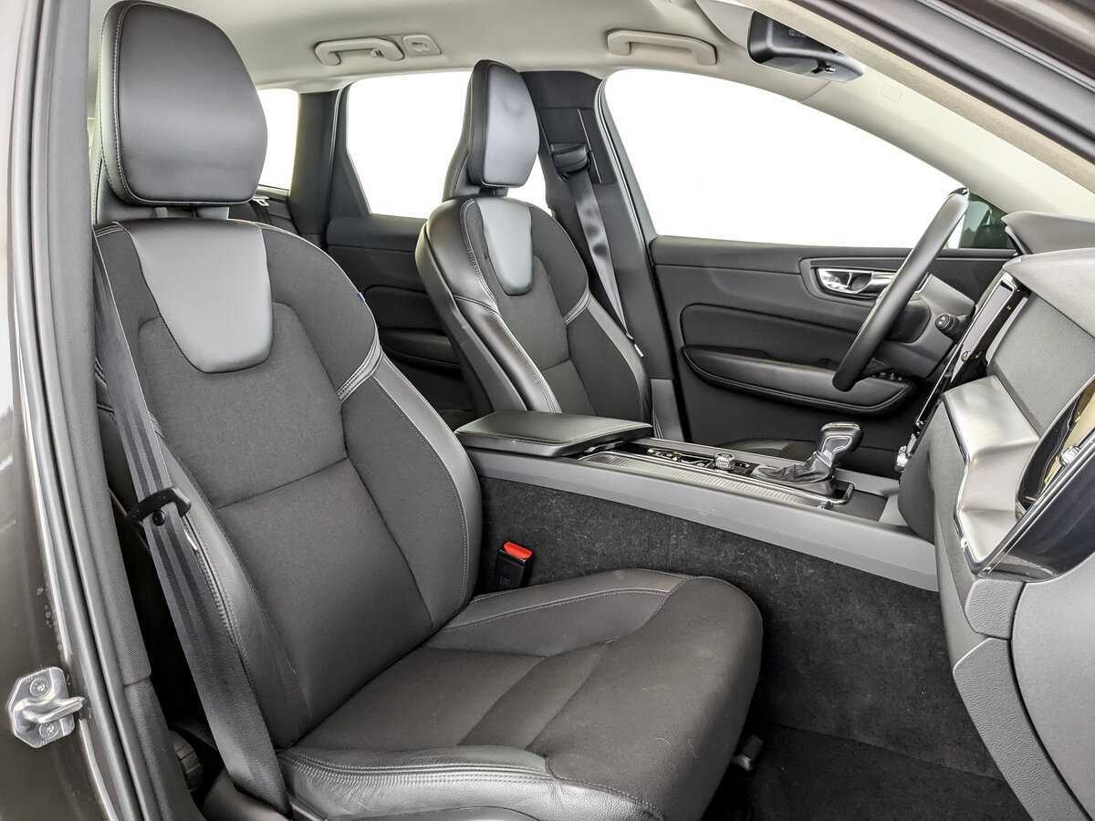 Volvo XC60 с пробегом — 2019 год. Фото: #23