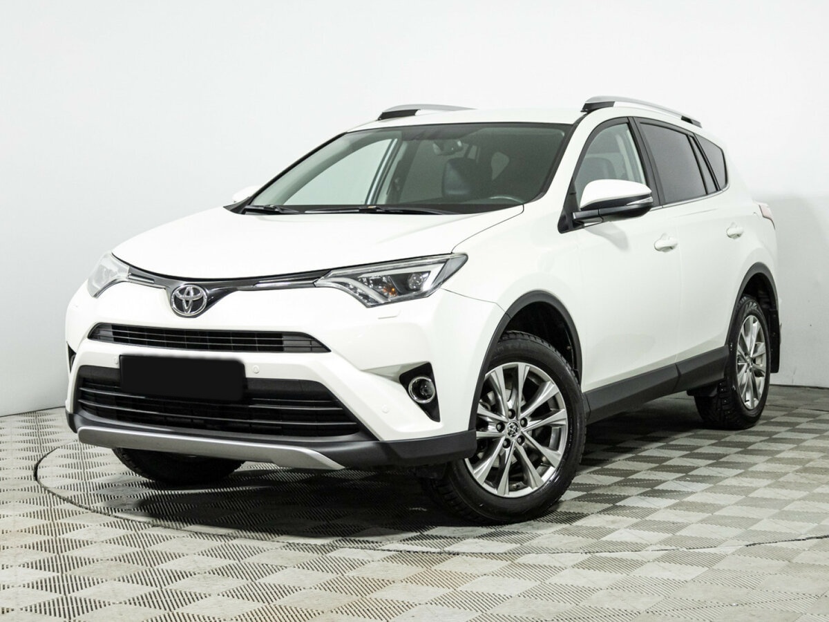 Toyota RAV4 с пробегом — 2017 год. Фото: #0