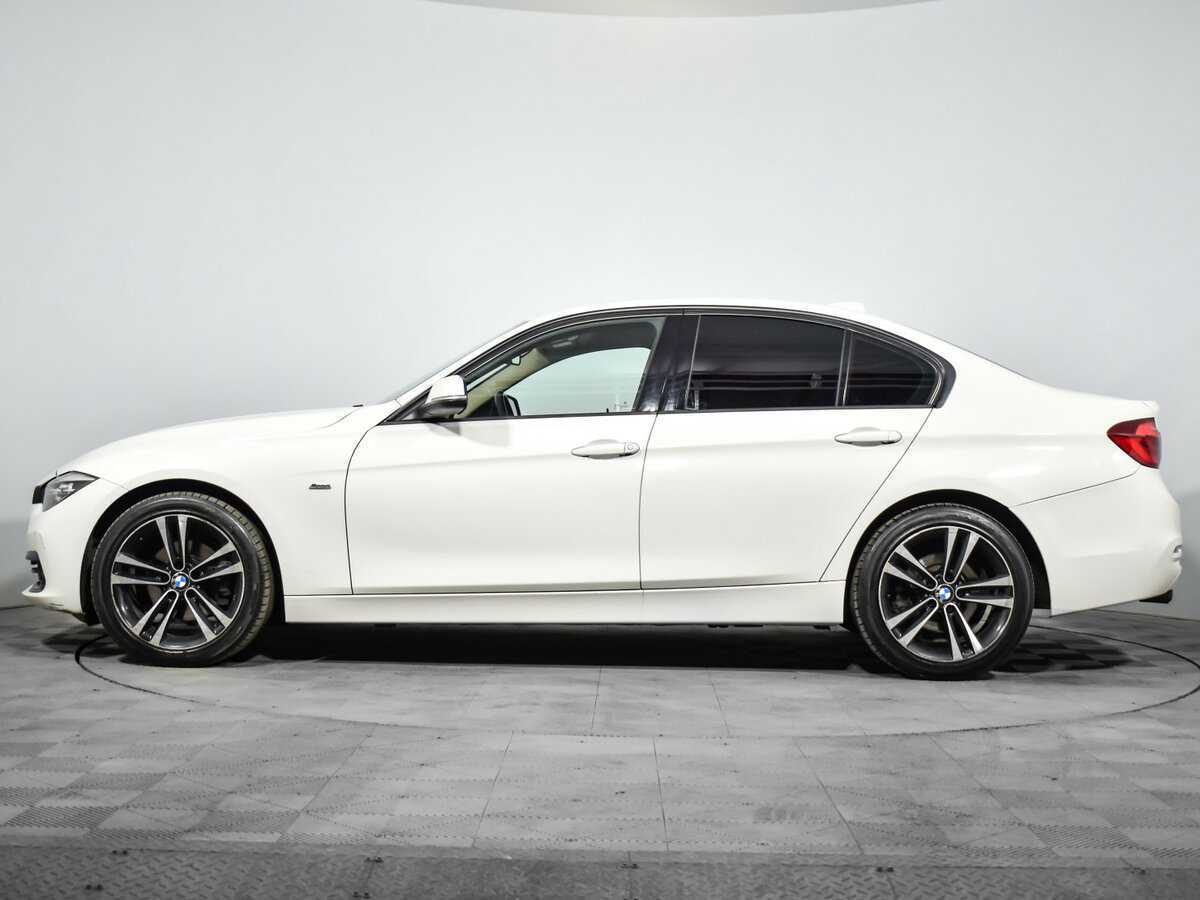 BMW 3 серии с пробегом — 2017 год. Фото: #7