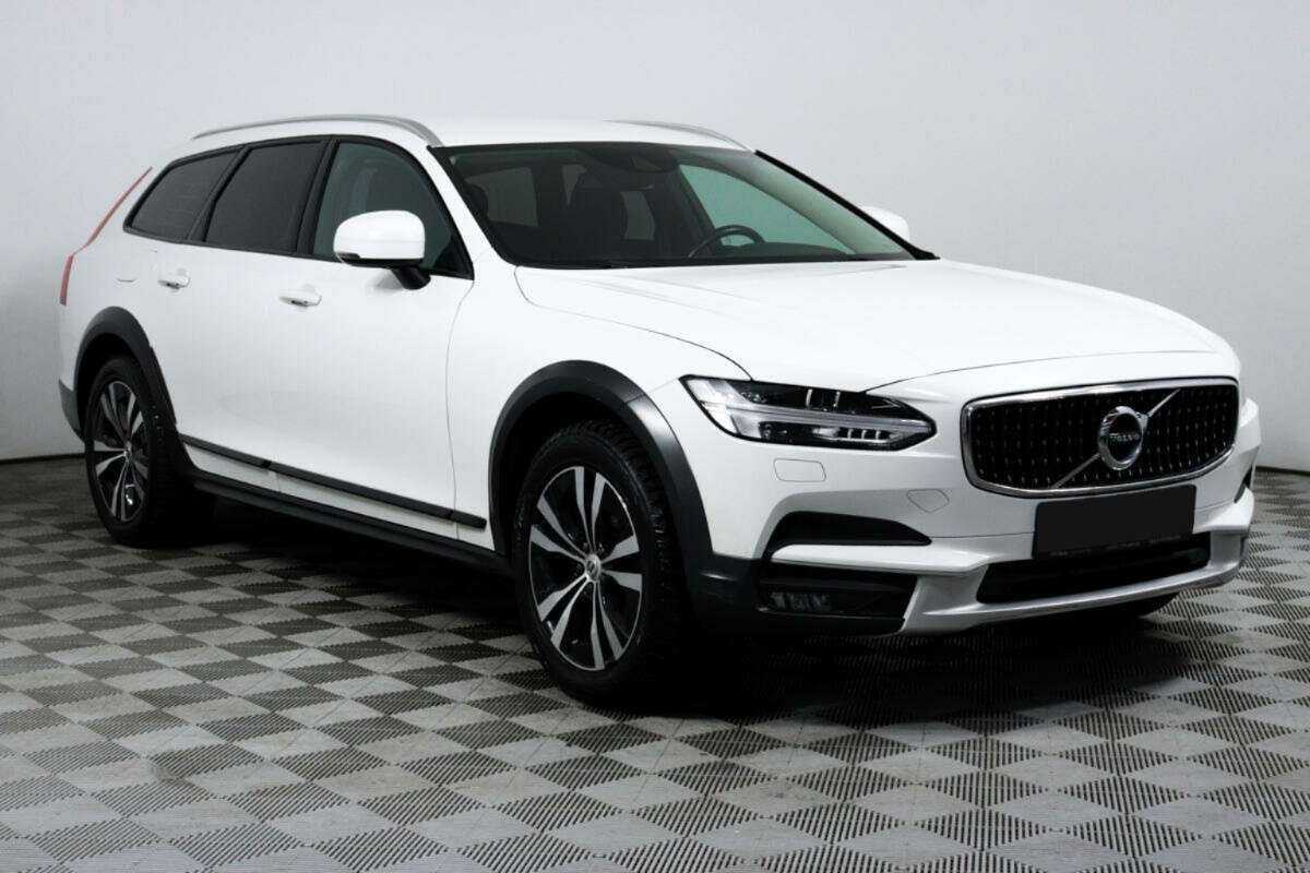 Volvo V90 Cross Country с пробегом — 2020 год. Фото: #2