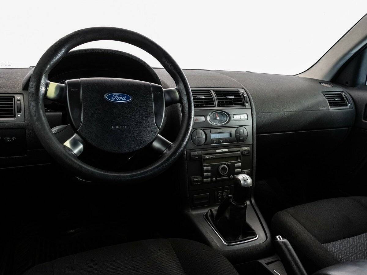 Ford Mondeo с пробегом — 2006 год. Фото: #10