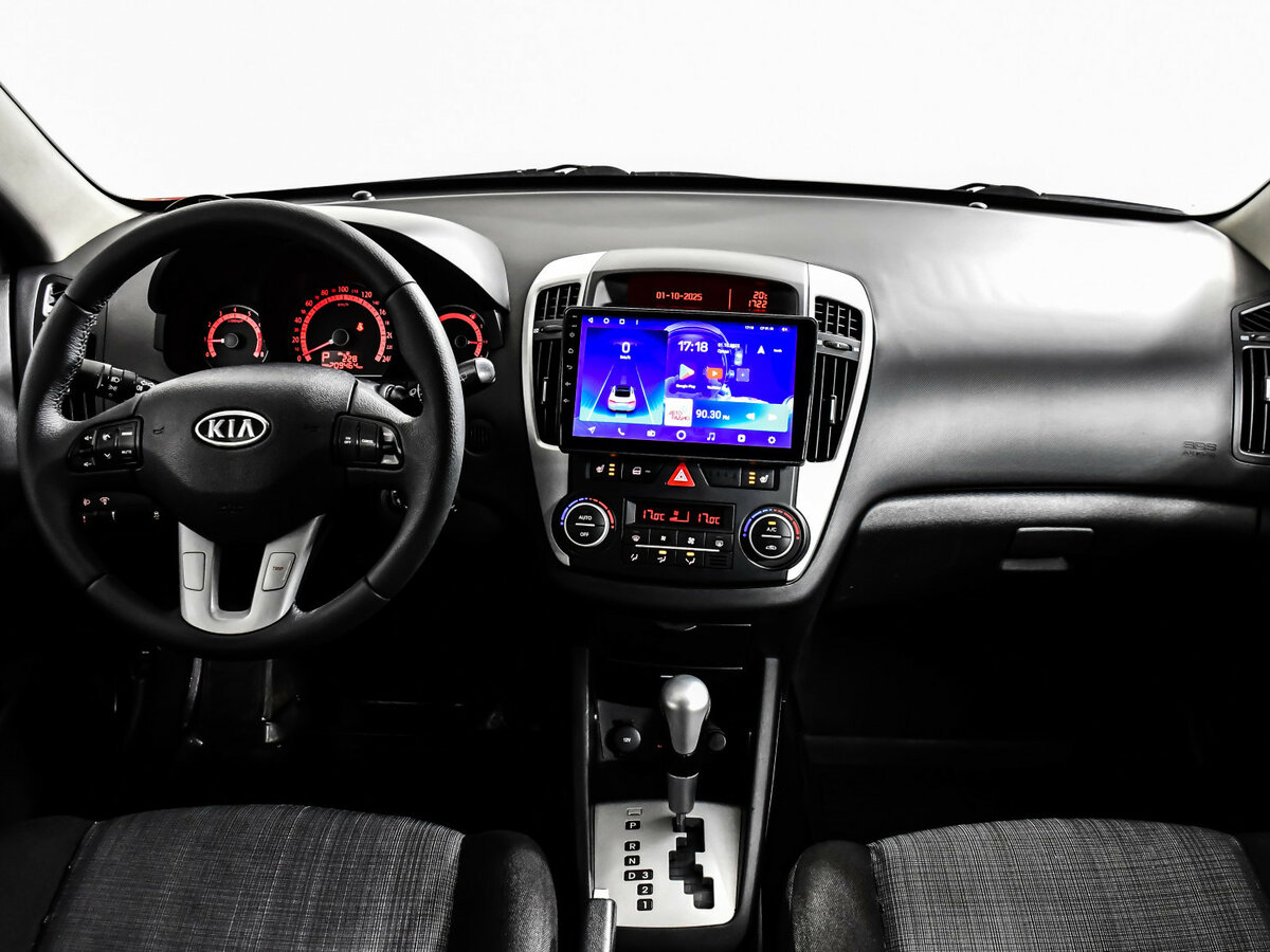 Kia Ceed с пробегом — 2011 год. Фото: #8