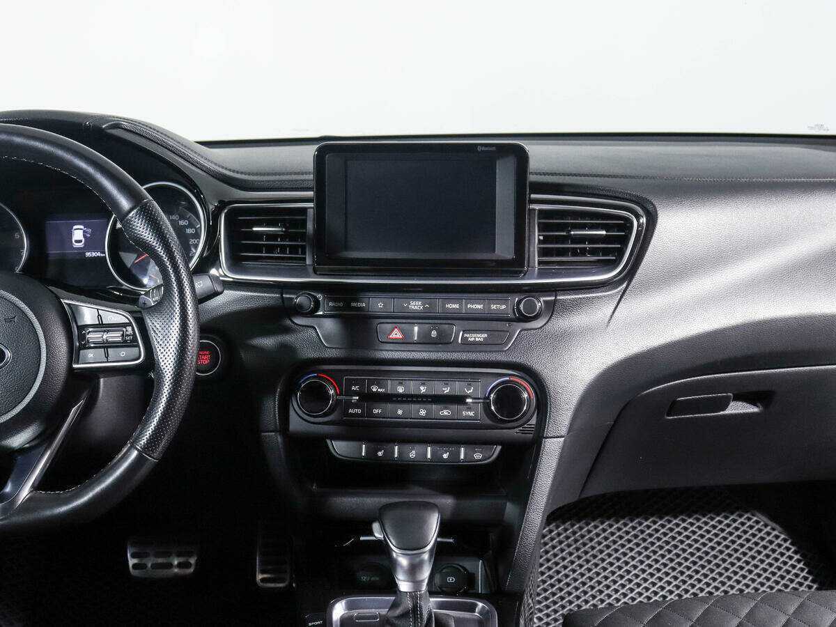 Kia Proceed с пробегом — 2019 год. Фото: #10