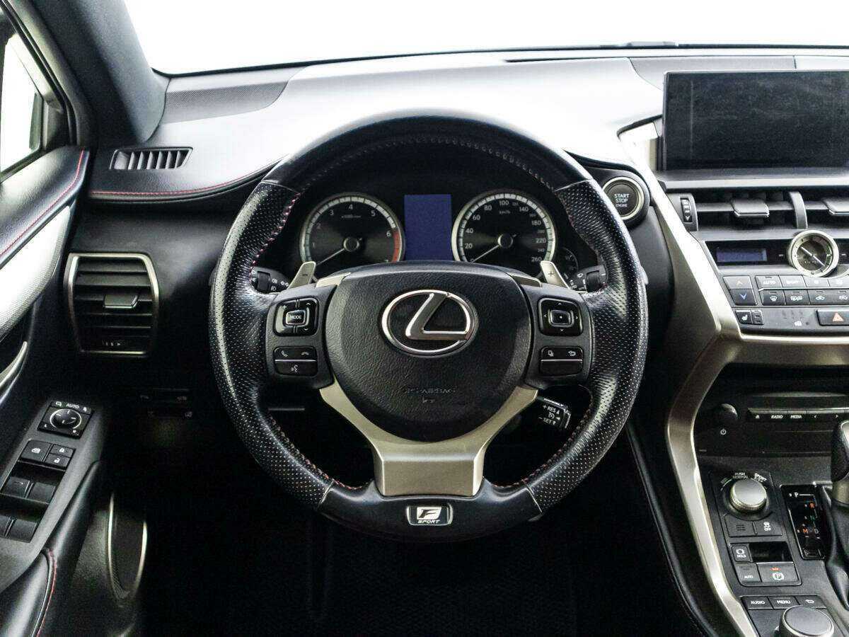Lexus NX с пробегом — 2015 год. Фото: #18