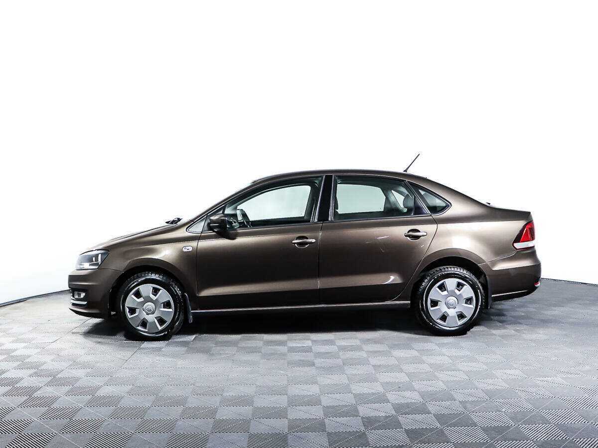 Volkswagen Polo с пробегом — 2016 год. Фото: #7