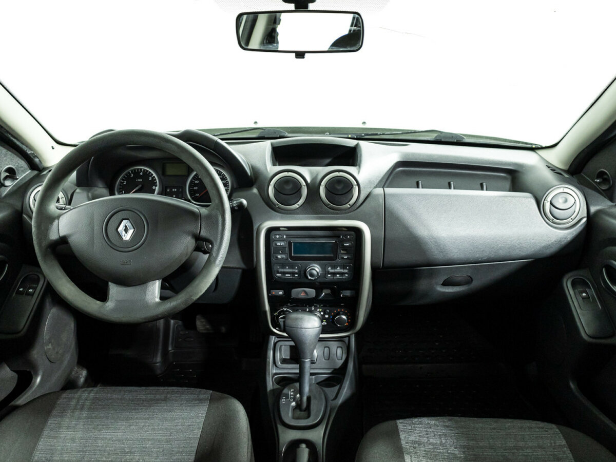 Renault Duster с пробегом — 2014 год. Фото: #12