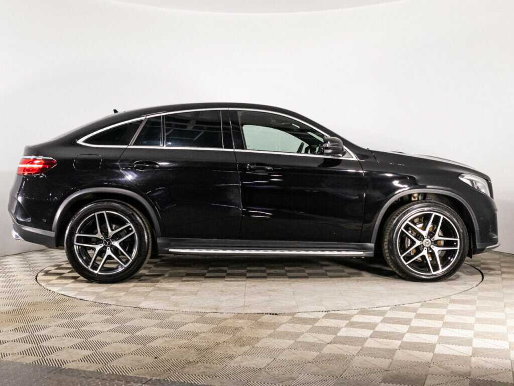 Mercedes-Benz GLE Coupe с пробегом — 2016 год. Фото: #3