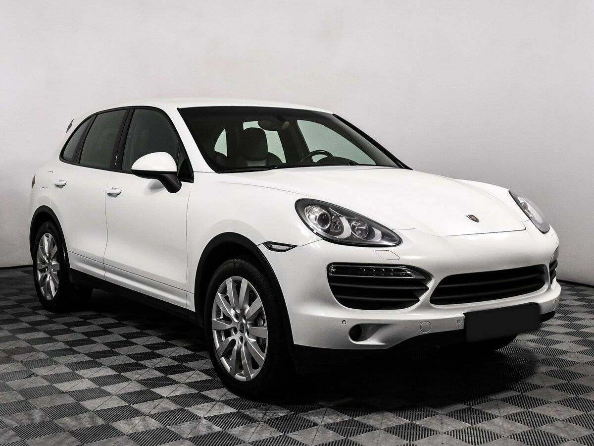 Porsche Cayenne с пробегом — 2010 год. Фото: #2