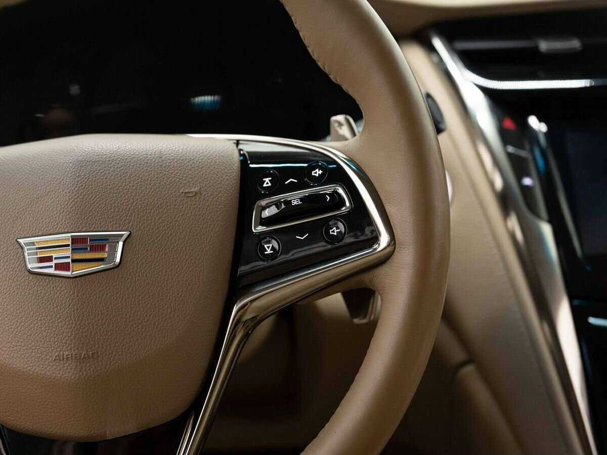 Cadillac CTS с пробегом — 2015 год. Фото: #14