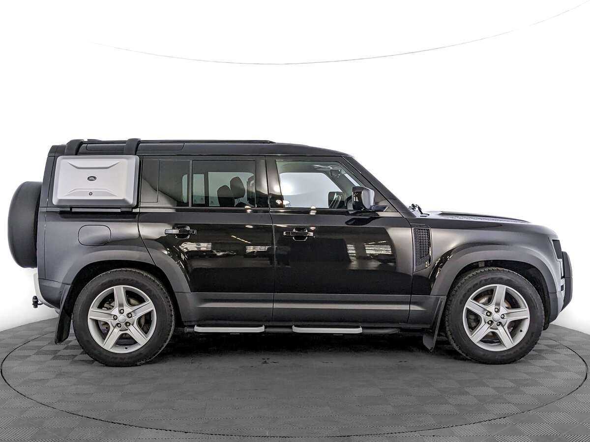Land Rover Defender с пробегом — 2021 год. Фото: #3
