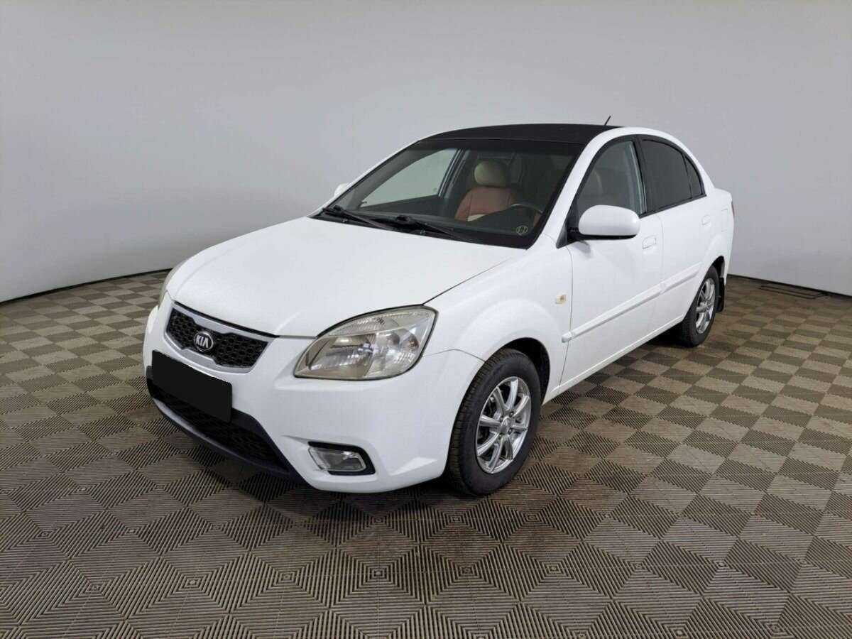 Kia Rio с пробегом — 2011 год. Фото: #15