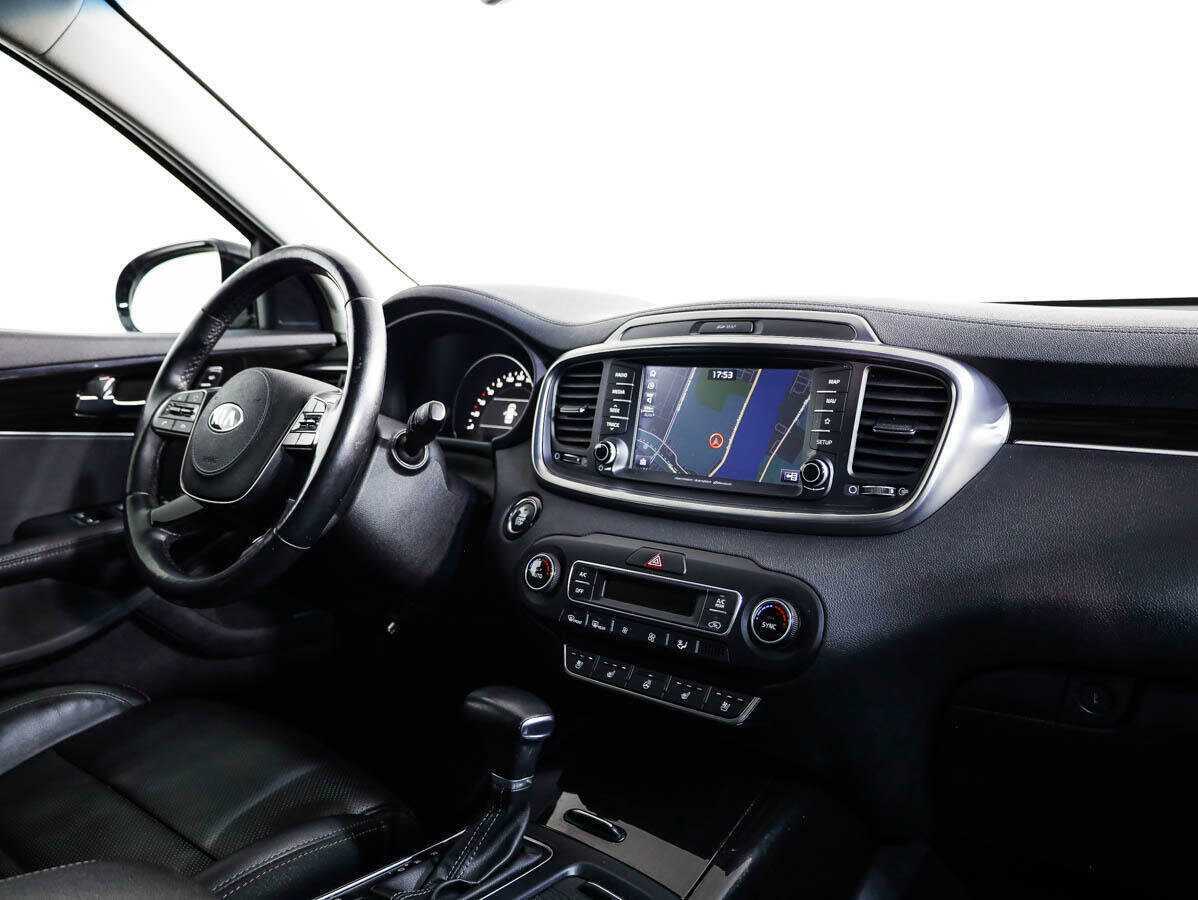 Kia Sorento с пробегом — 2018 год. Фото: #7