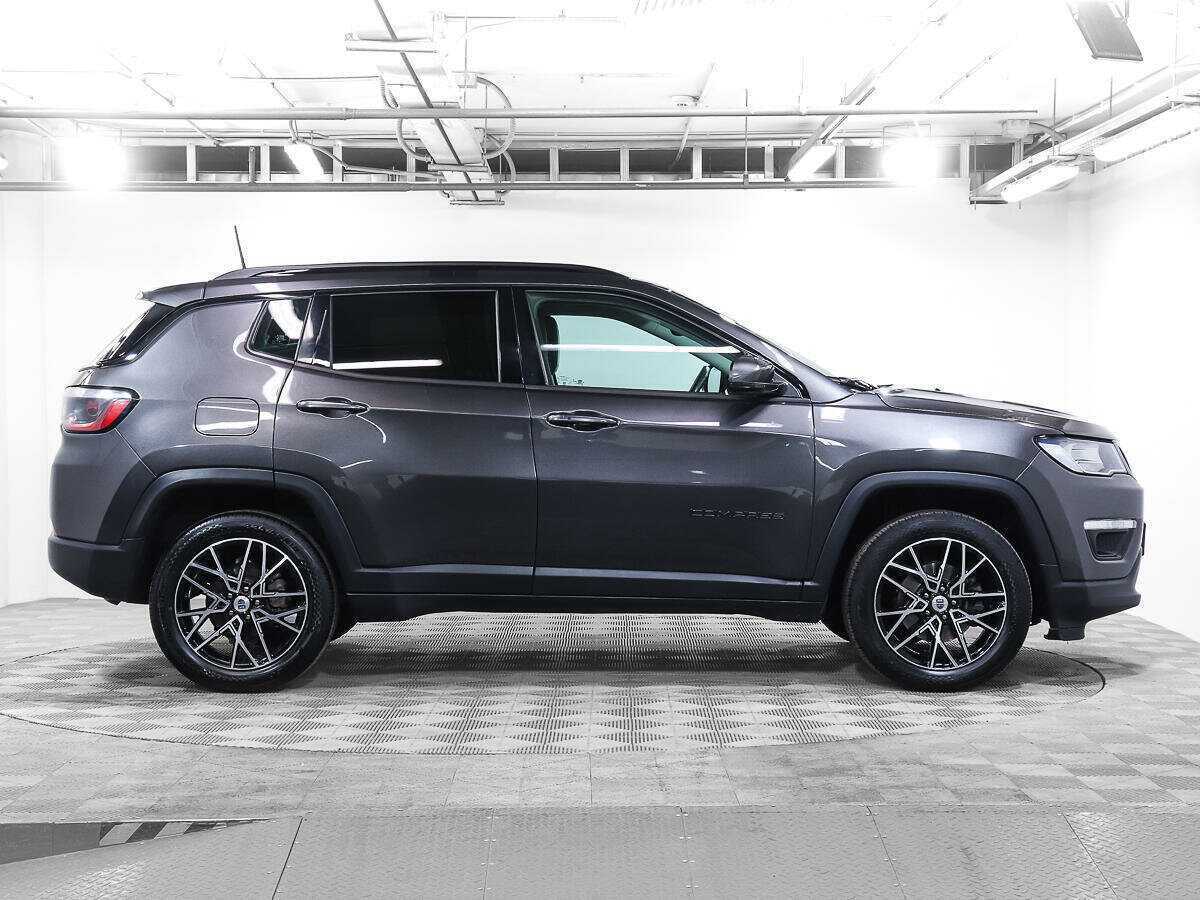 Jeep Compass с пробегом — 2019 год. Фото: #3