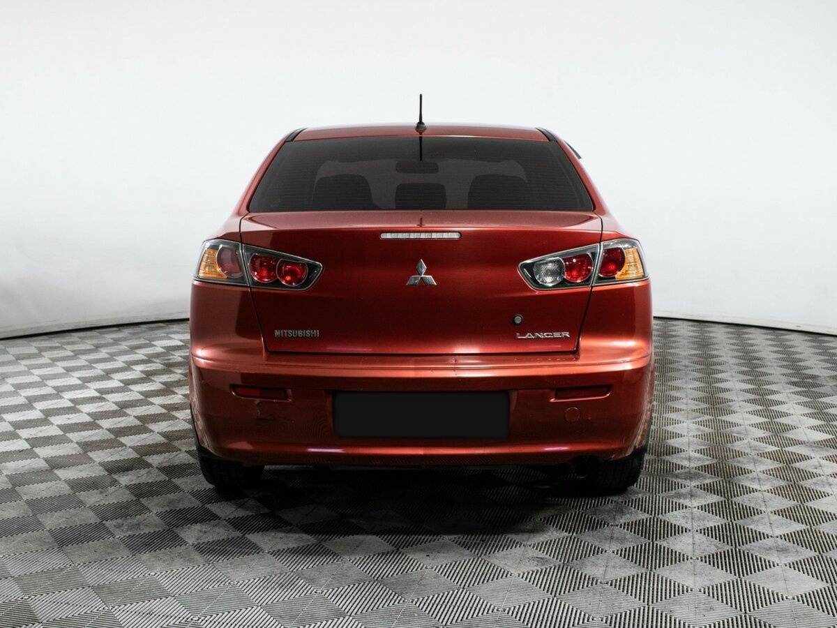 Mitsubishi Lancer с пробегом — 2010 год. Фото: #4