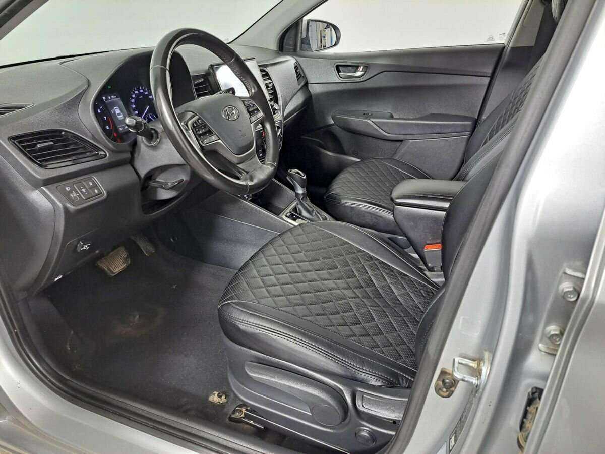 Hyundai Solaris с пробегом — 2021 год. Фото: #13