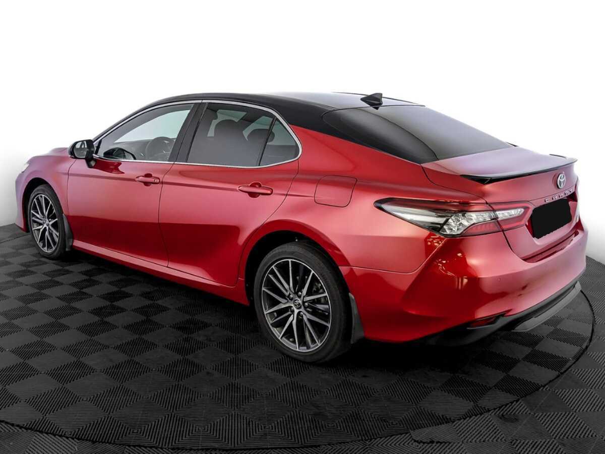 Toyota Camry с пробегом — 2021 год. Фото: #6